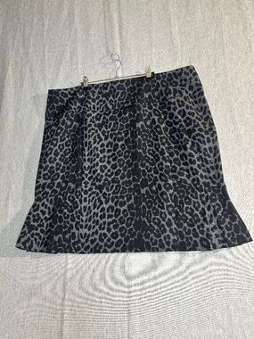 Cato Plus Size Grey Black Leopard Print Flared Hem Skirt Size 26/28